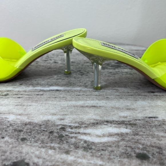 Steve Madden Neon Yellow Square Toe Lucite Heel Sandals size 5 - Picture 5 of 10